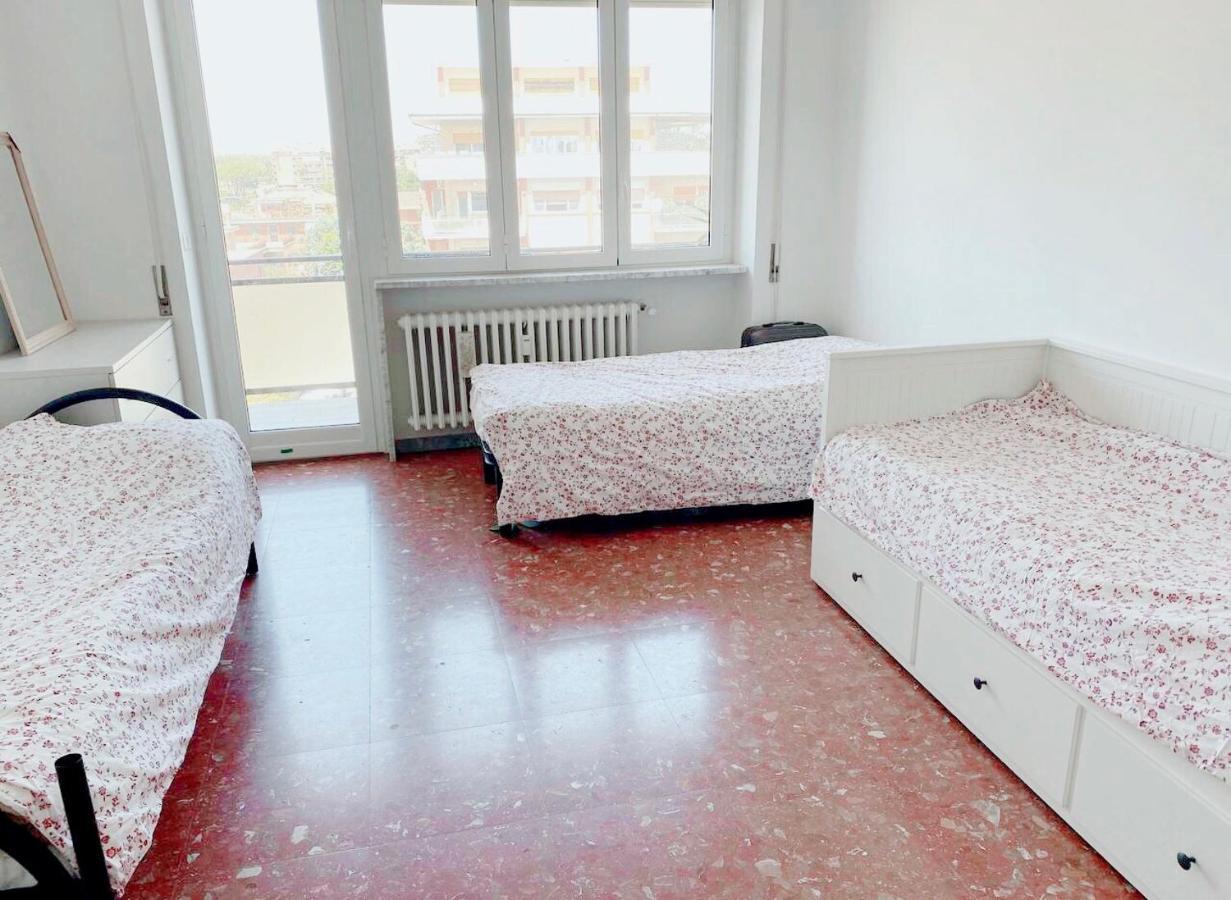 Bed and Breakfast Female Dormitory For Only Female Rom Exterior foto
