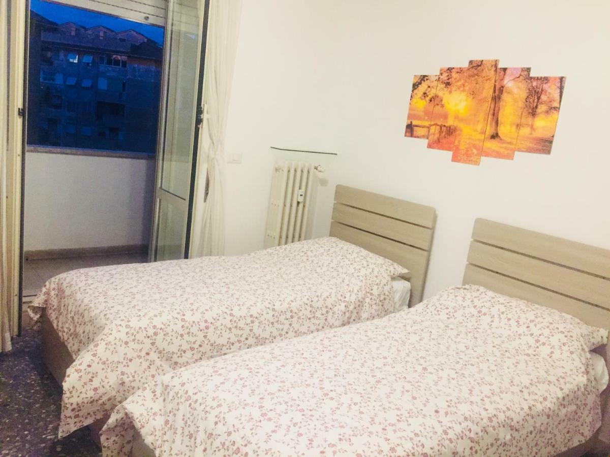 Bed and Breakfast Female Dormitory For Only Female Rom Exterior foto